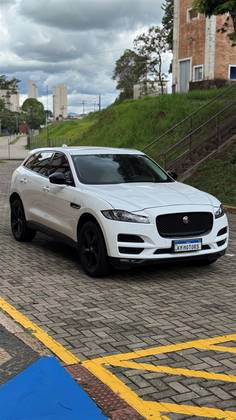 JAGUAR F-PACE 2.0 16V INGENIUM PRESTIGE AWD 4P AUTOMÁTICO